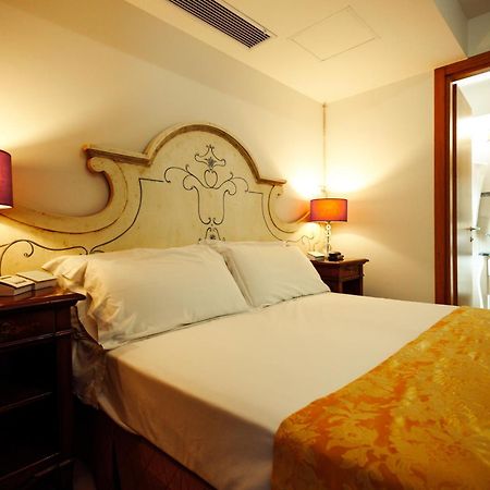 Vico Regio Hotel Казарано Екстериор снимка
