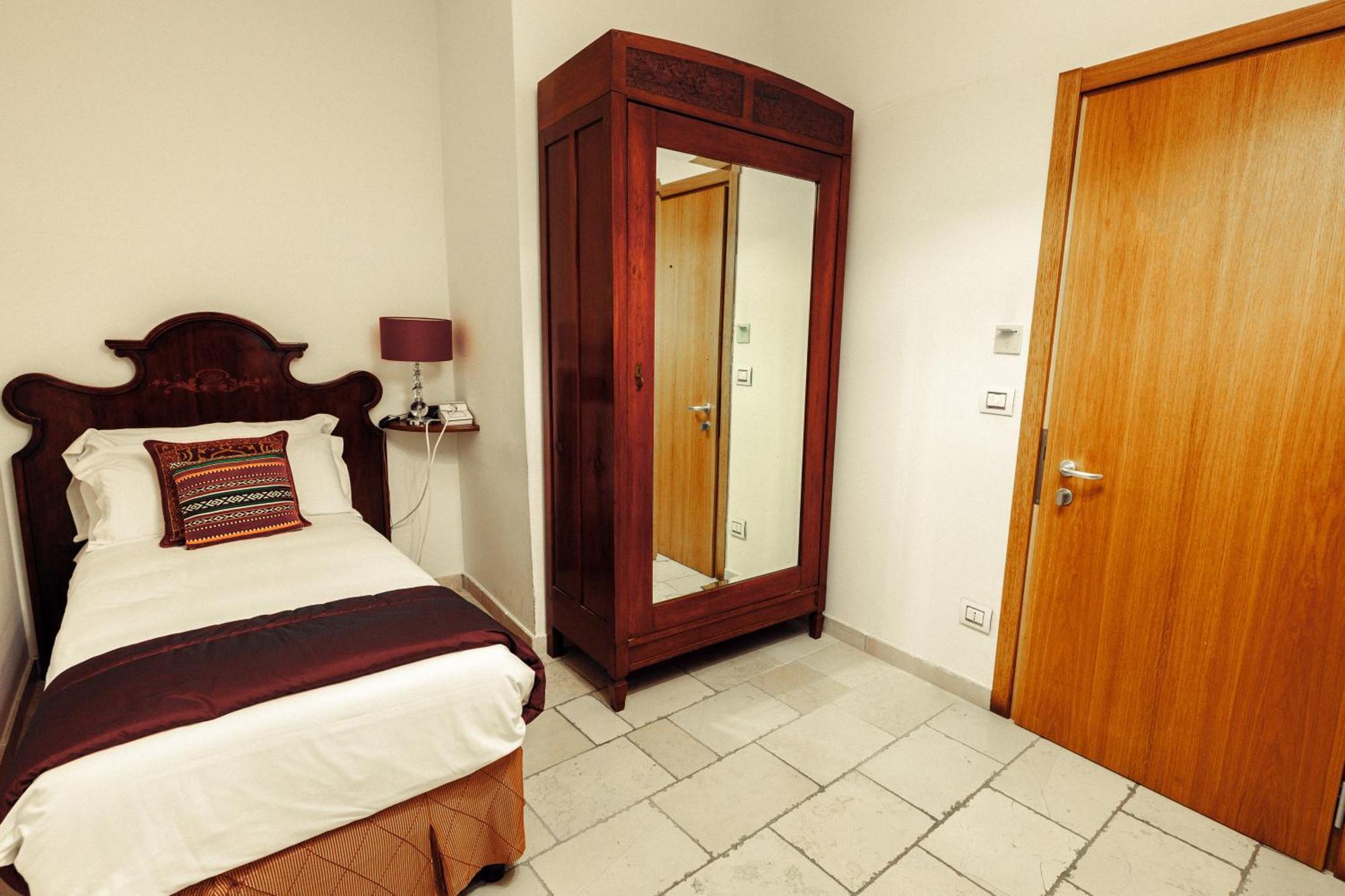 Vico Regio Hotel Казарано Екстериор снимка
