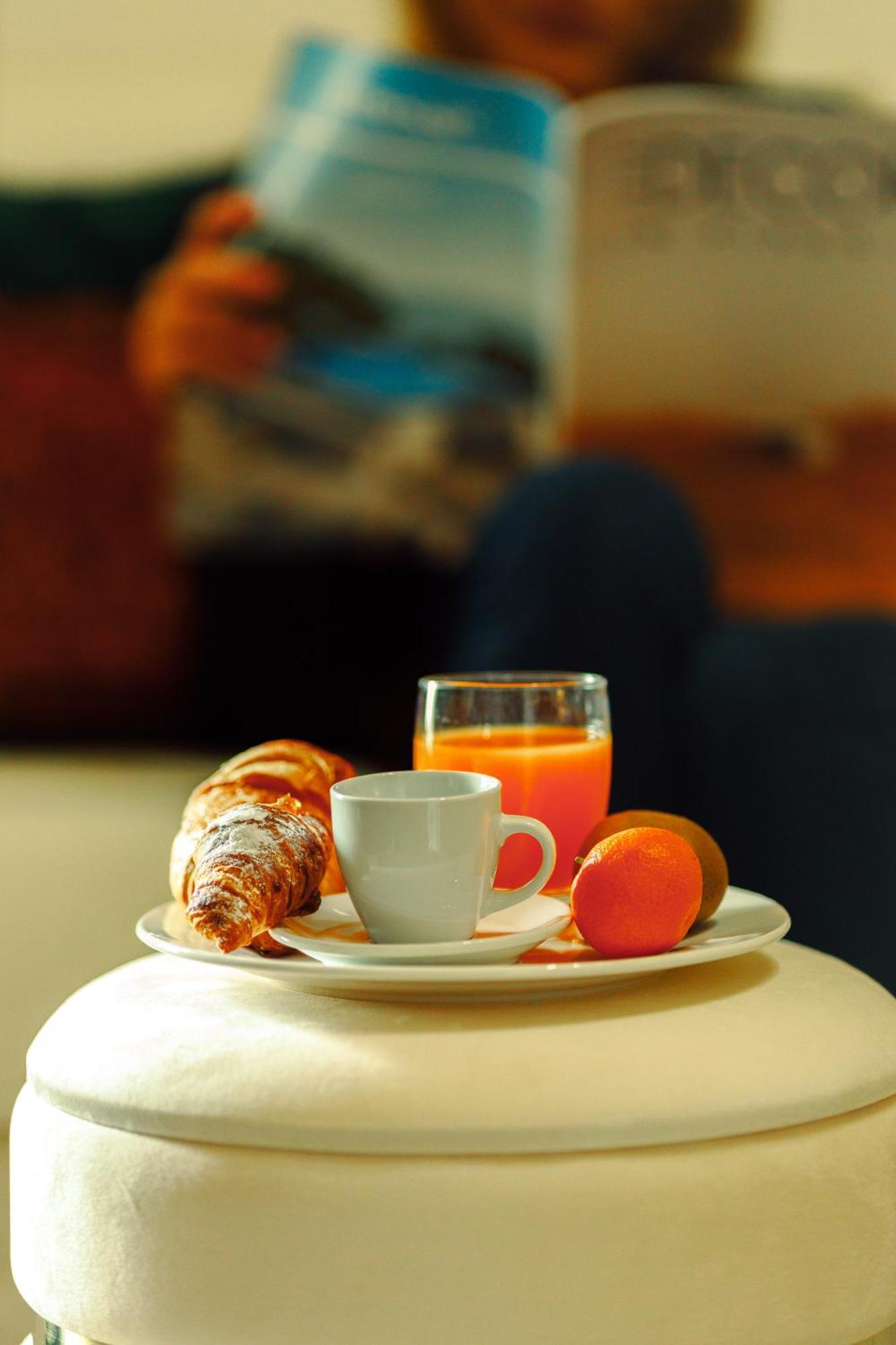 Vico Regio Hotel Казарано Екстериор снимка