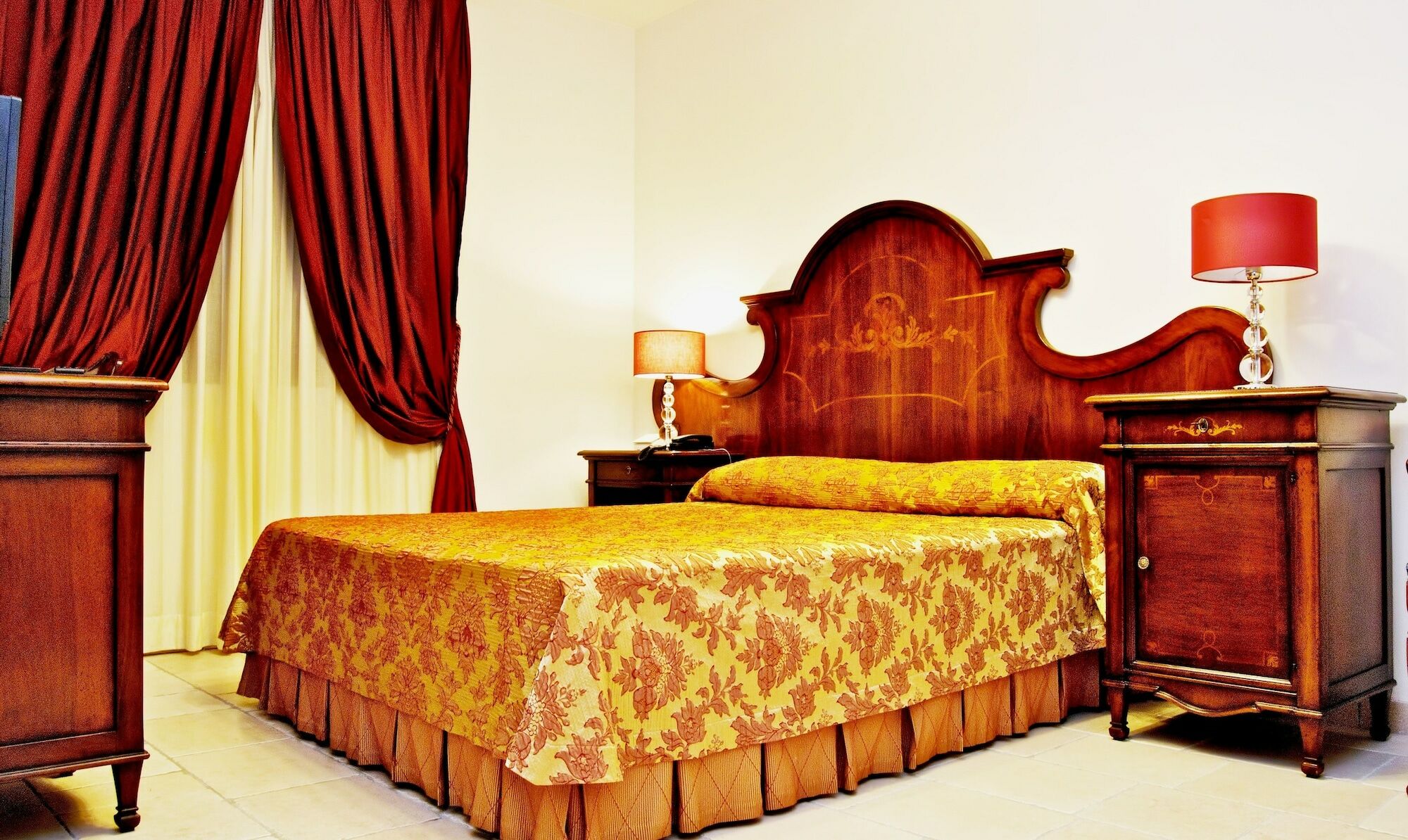 Vico Regio Hotel Казарано Екстериор снимка